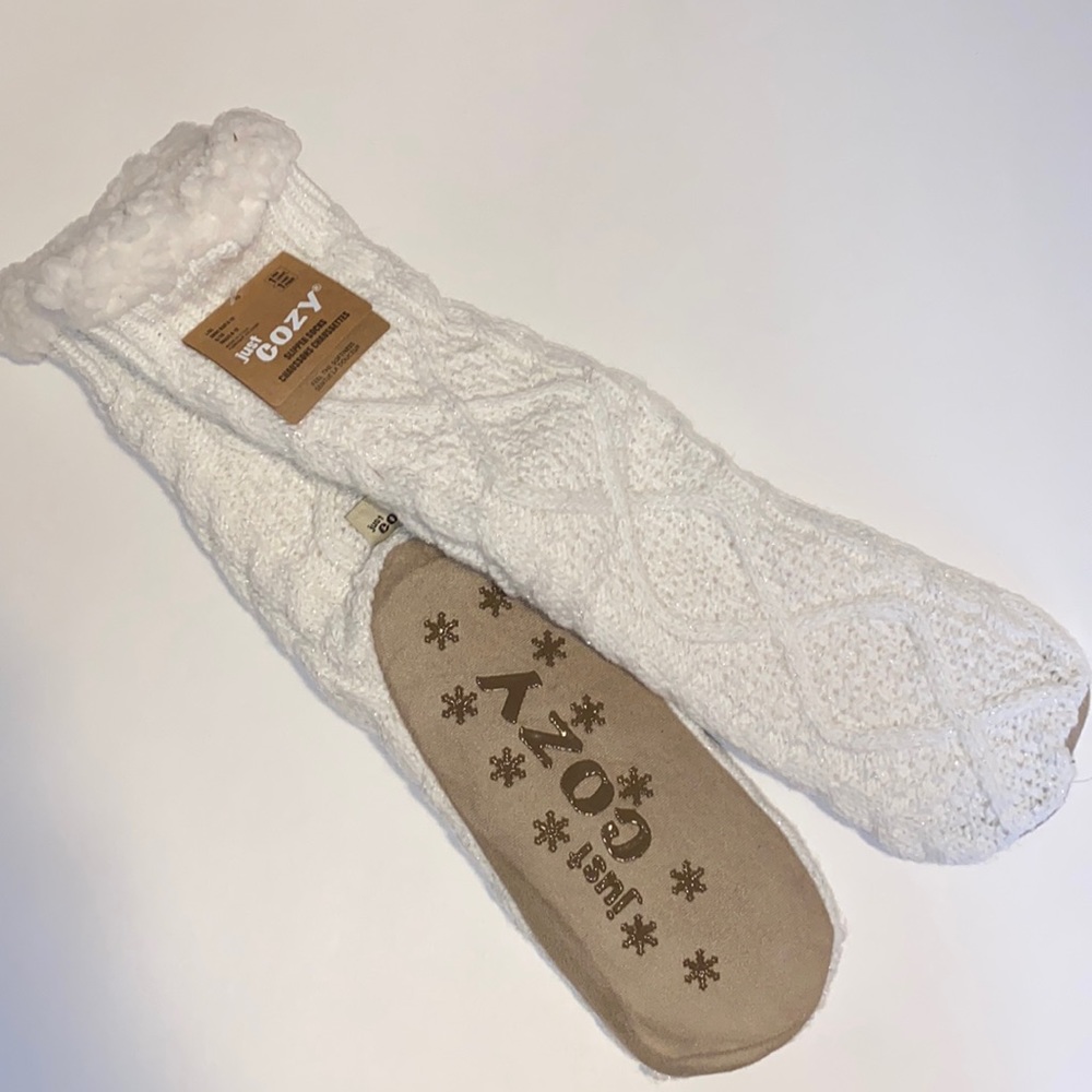 NWT Just Cozy White Sparkle Sock Style Slippers